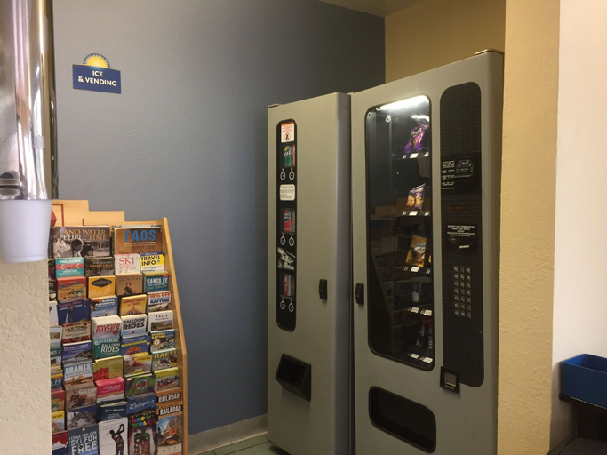 Food & Drinks 5, Days Inn by Wyndham Espanola, Rio Arriba