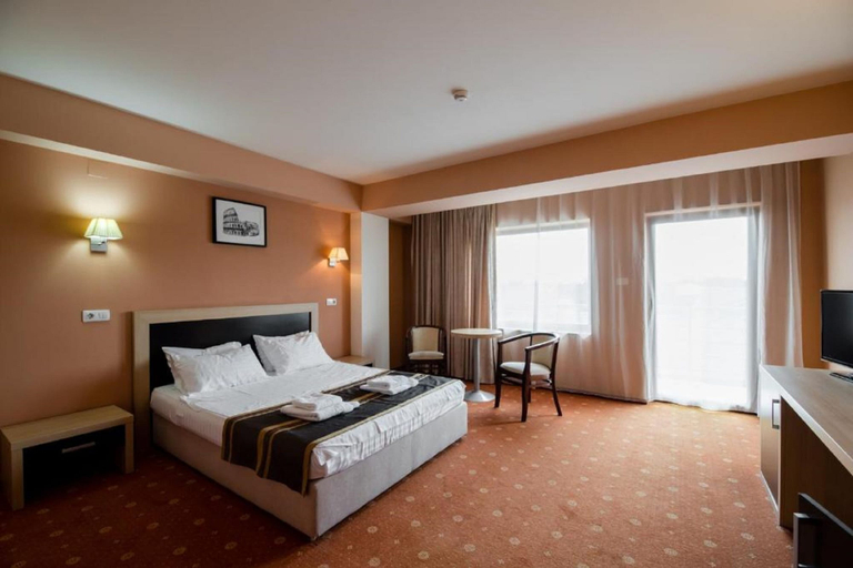 Bedroom 3, Hotel Oxford Inn & Suites, Timisoara
