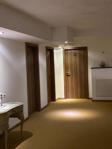 Bedroom 5, Hotel Isabella, Frankfurt am Main