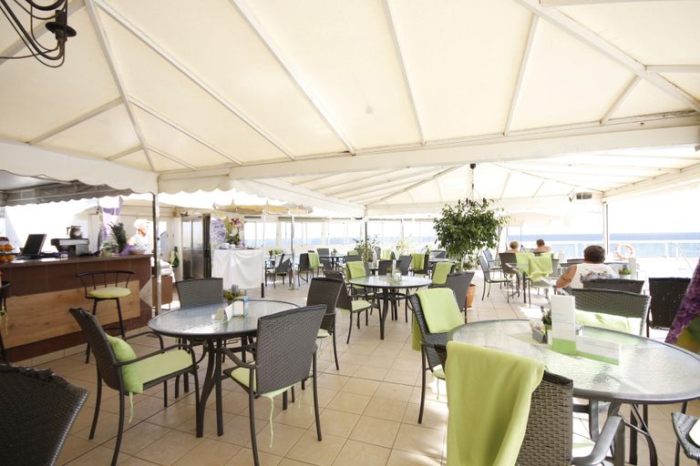 Food & Drinks 4, Atlantic Beach Club, Las Palmas