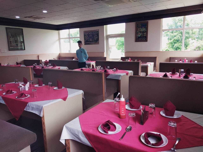 Food & Drinks, Antariksh Hotel & Resorts, Sikar