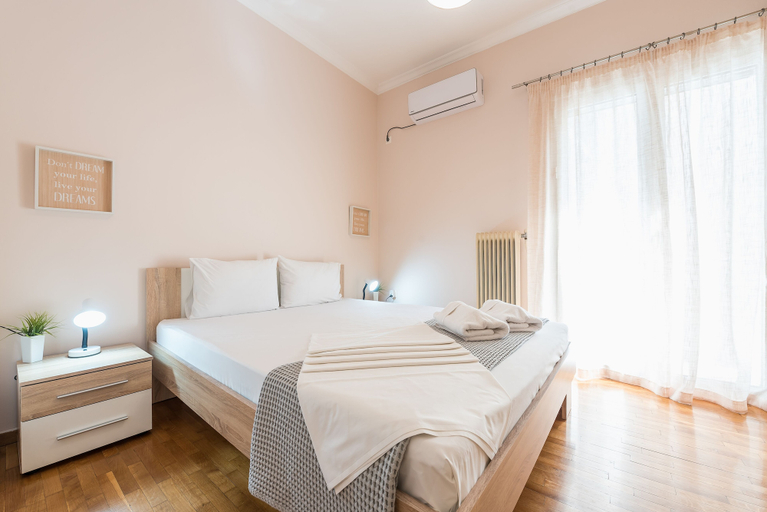 Bedroom 3, Stylish Acropolis Apartment by Cloudkeys, Attica