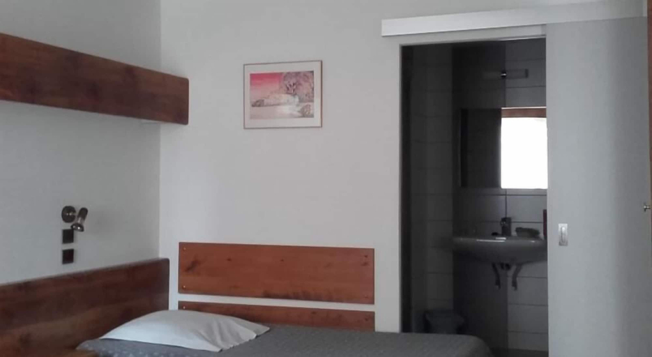 Bedroom 3, Hôtel Du Jura, Doubs
