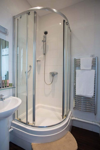 Bathroom 5, Hydro Hotel, East Sussex