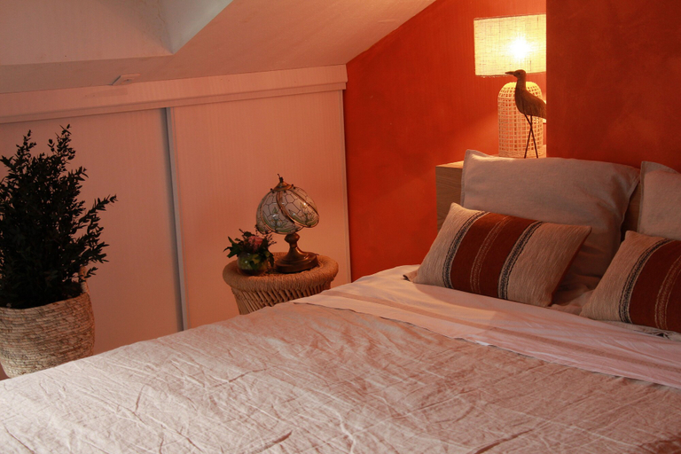 Bedroom 2, La Villanelle Chambres d'Hotes et Institut Bien Etre, Doubs