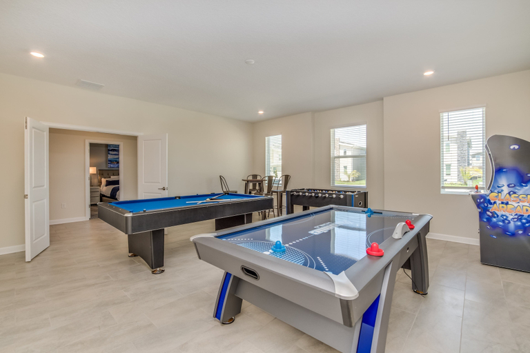 Others 5, Storey Lake 9 BR Villa with Game Room, Osceola