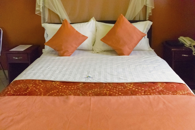 Bedroom 3, Elgon Heights Motel, Mbale