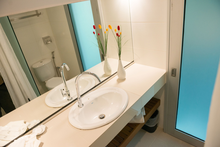 Bathroom 4, The Ocean Residence Langkawi, Langkawi