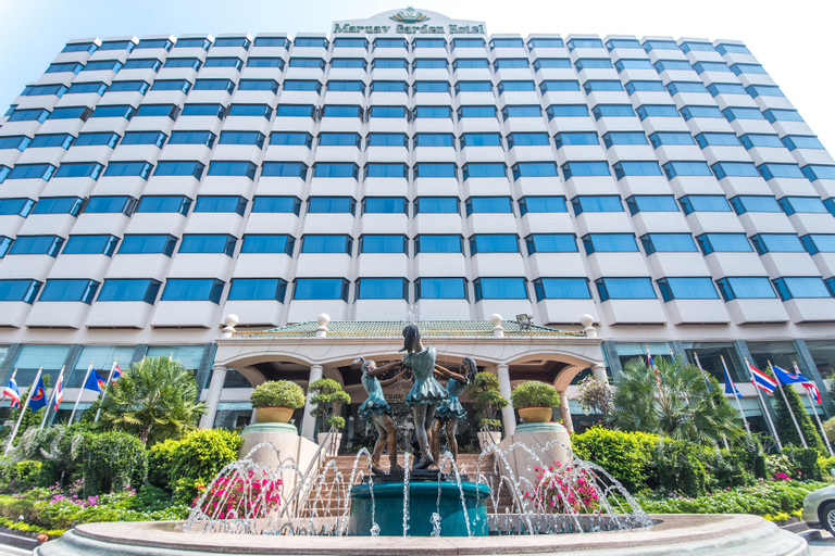 Exterior & Views 2, Maruay Garden Hotel, Chatuchak