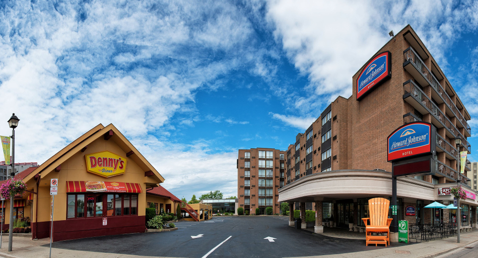 Exterior & Views 2, Howard Johnson Plaza by Wyndham by the Falls Niagara Falls, Niagara