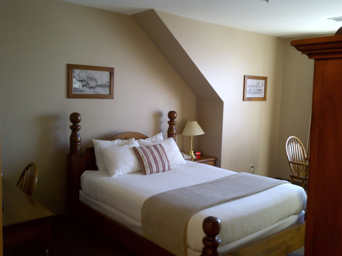 Bedroom 3, Seacliffe Inn, Essex
