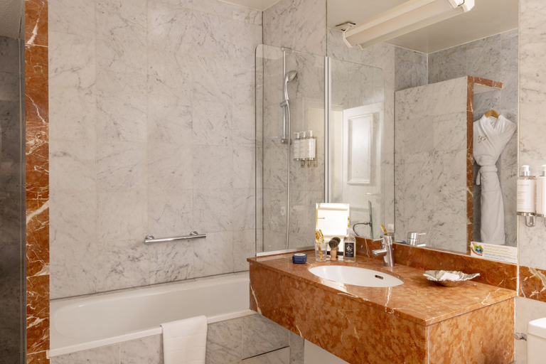 Bathroom 4, Hotel de Seine, Paris