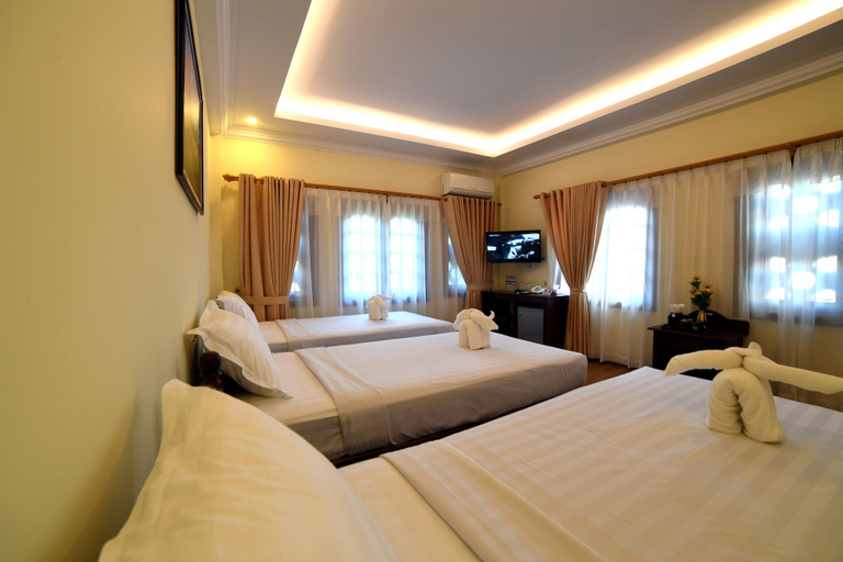 Bedroom 3, Bagan View Hotel, Myingyan