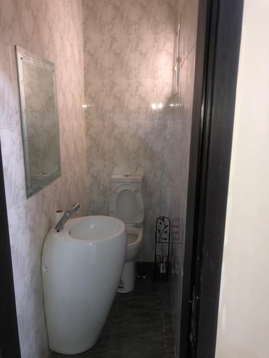Bathroom 4, Home Away From Home, Eti-Osa