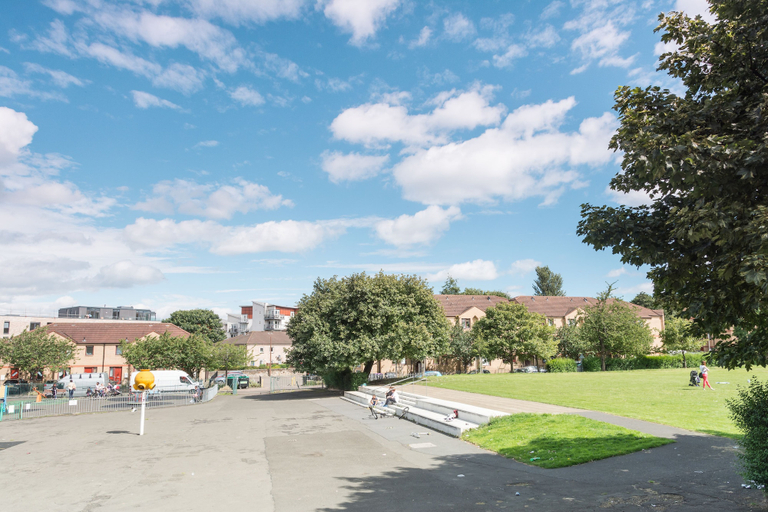 Others 4, Beautiful City Center 2 Bed Apartment with Park View, Edinburgh