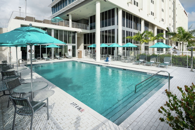 Sport & Beauty 2, DoubleTree by Hilton Miami - Doral, FL, Miami-Dade