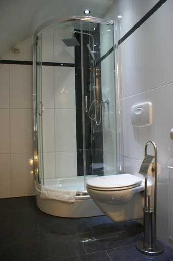 Bathroom 5, Hotel Rühen 24-hour check-in, free parking, guest kitchen, Gifhorn