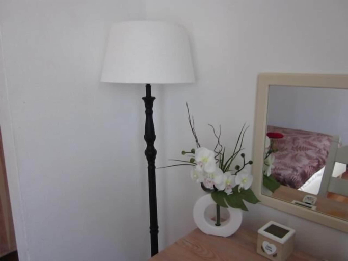 Bedroom 5, Hotel le Provencal, Sluis