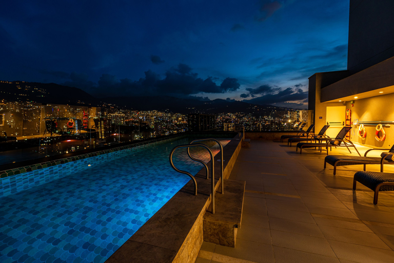 Sport & Beauty 3, York Medellin, Curio Collection by Hilton, Medellín