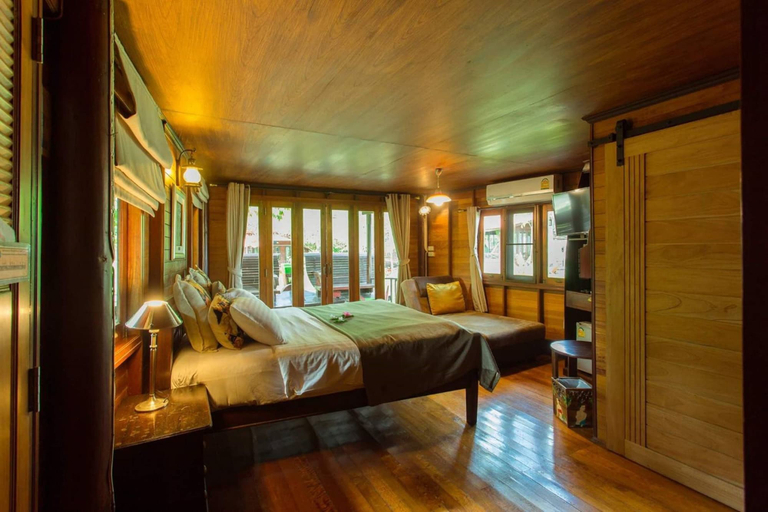 Bedroom 3, Kaengkrachan Boathouse Paradise Resort, Kaeng Krachan