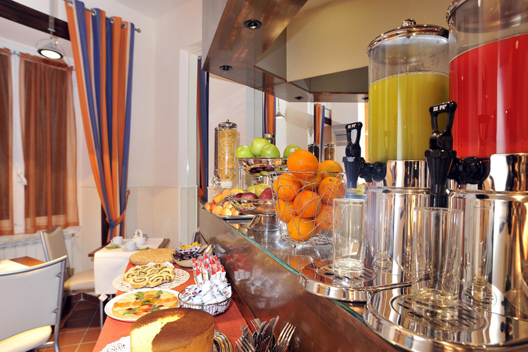 Food & Drinks 3, Hotel Scott House Rome, Rome