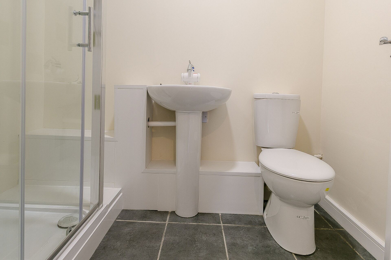 Bathroom 3, Kynsparks Luxury Apartments, Birmingham