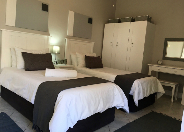 Bedroom 3, La Mer Guesthouse, Nelson Mandela Bay