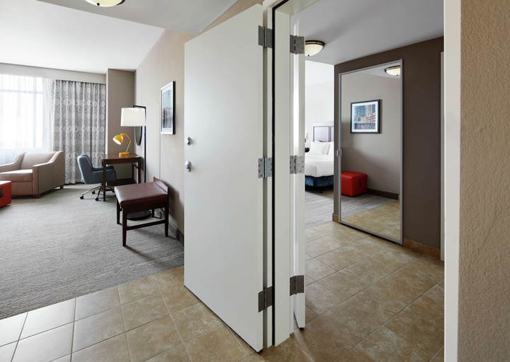 Bedroom 4, Hampton Inn & Suites Chicago/Mt. Prospect, Cook
