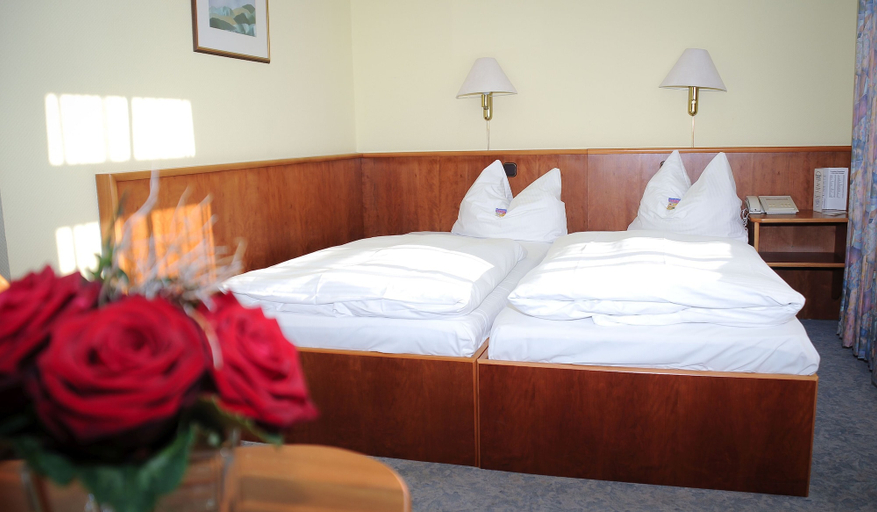 Bedroom 4, Hotel National, Nordsachsen