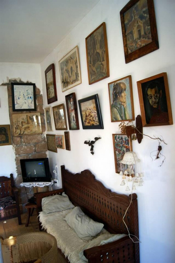 Others 5, Guest House Gallery, Oni