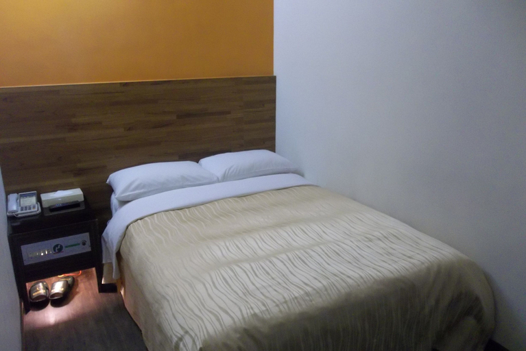Bedroom 3, Toong Mao Kao Shang Ching Hotel, Pingtung