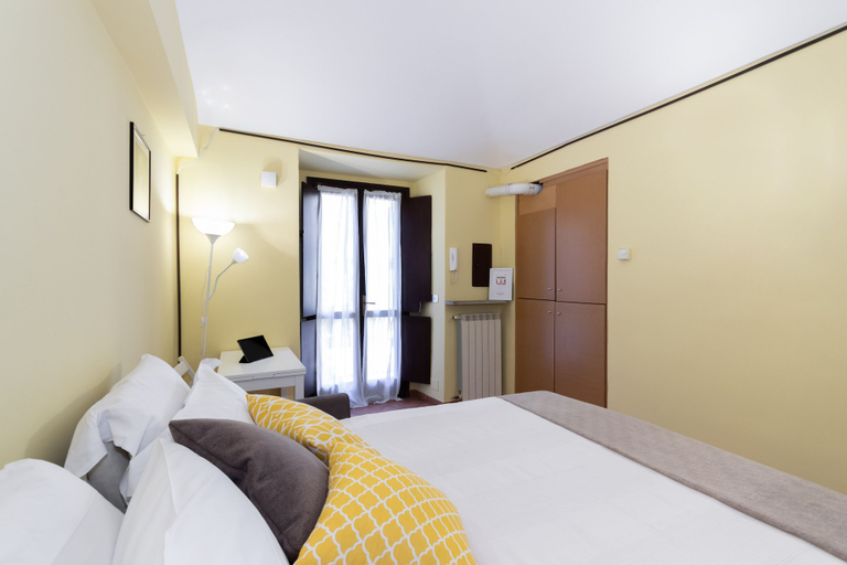 Bedroom 3, Nizza Studio Apartments, Torino