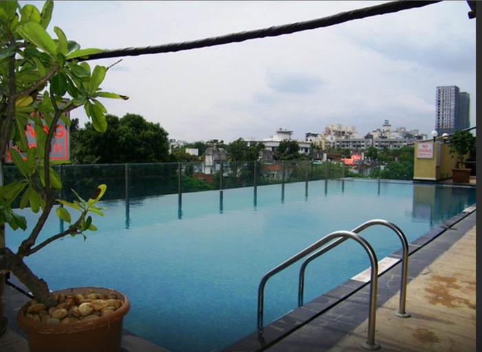Sport & Beauty 2, Royal Orchid Central Pune, Pune