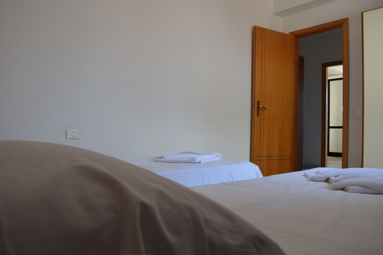 Bedroom 4, Vulcano Blu Residence, Messina