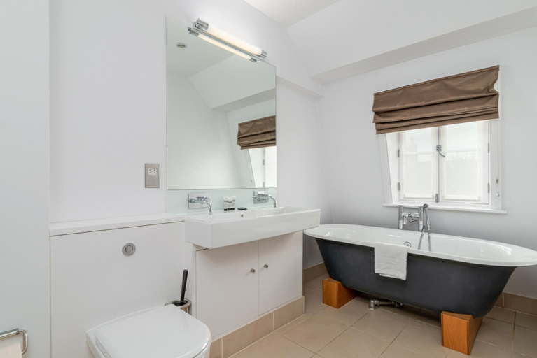 Bathroom 3, A Stunning Three Bedroom Home in Mayfair, London