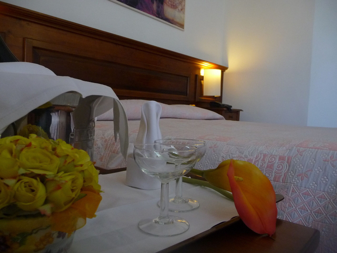 Bedroom 3, Albergo del Sole, L'Aquila
