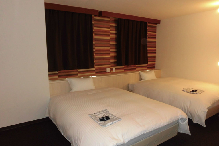 Bedroom 3, Miyazaki Daiichi Hotel, Miyazaki
