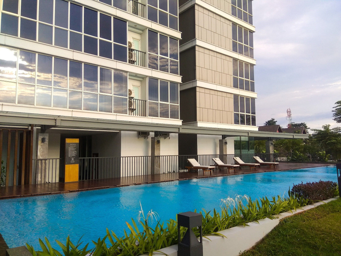 Exterior & Views 2, Big Size with City View @ 3BR Lexington Apartment, South Jakarta