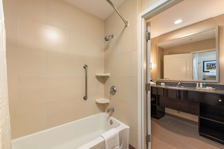 Bathroom 4, Homewood Suites by Hilton Oxnard/Camarillo, Ventura