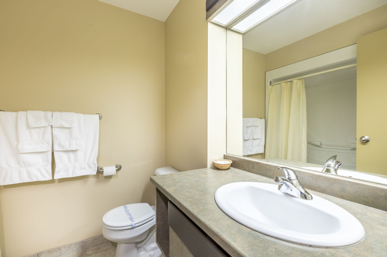 Bedroom 5, Hotel Baie-Saint-Paul, Charlevoix
