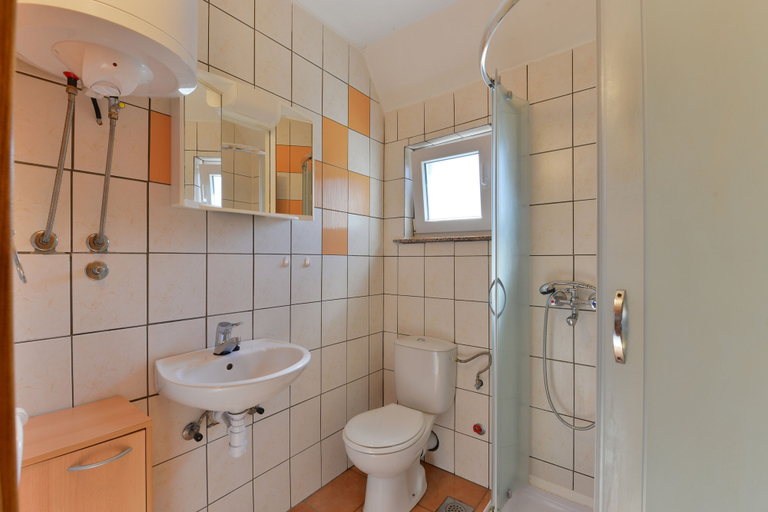 Bathroom 3, Apartment Radicevic, Vir