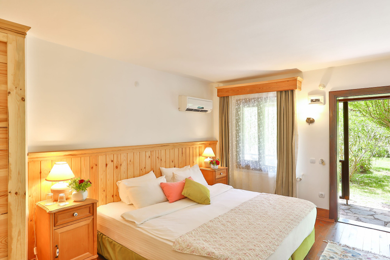 Bedroom 2, Robin's Nest, Şile