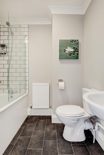 Bathroom, The Smugglers Retreat, East Sussex