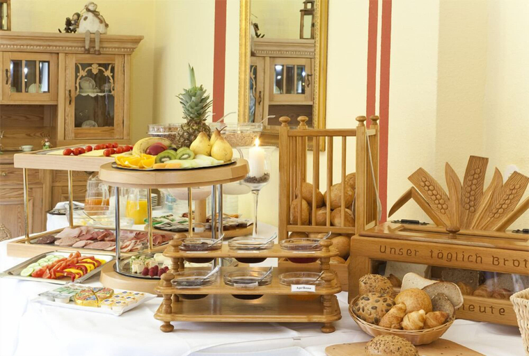 Food & Drinks 5, Landkomfort Hotel Elsenmann, Waldeck-Frankenberg