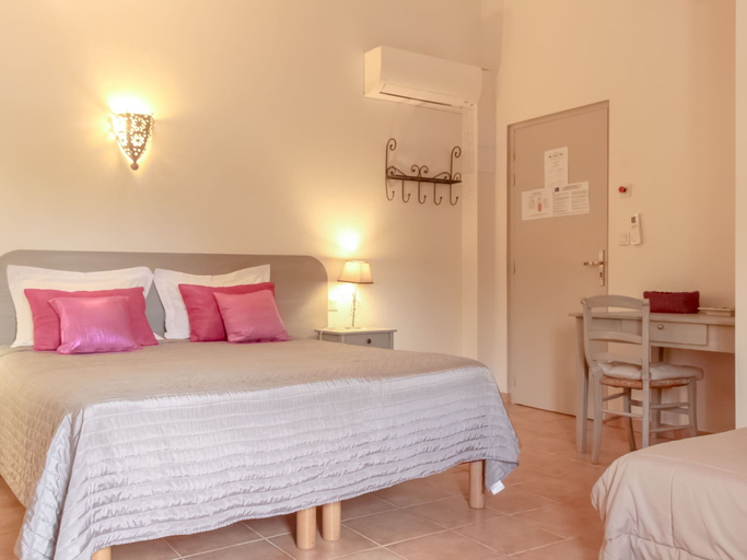 Bedroom 3, Mas Saint-Ange, Hérault