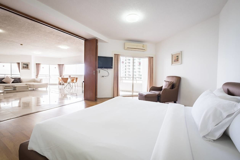 Bedroom 2, Markland Seaside Pattaya, Pattaya