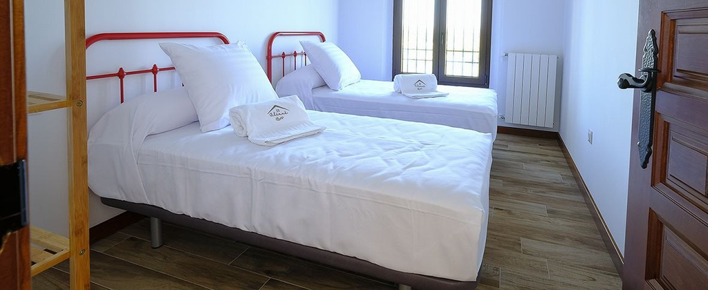 Room 4, Alisné Casas, Córdoba