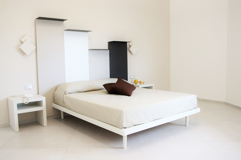 Bedroom 3, Alfema Rooms, Lecce