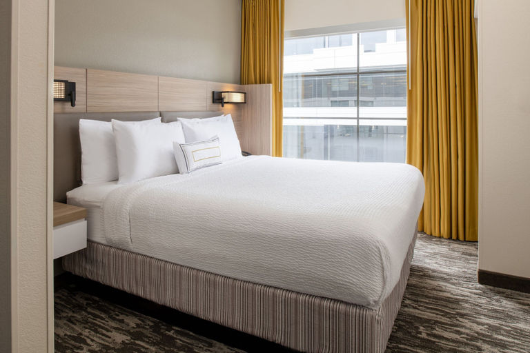 Bedroom 2, SpringHill Suites by Marriott Seattle Downtown/South Lake Union, Seattle