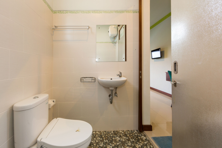 Bathroom 5, Pondok Asri Denpasar, Denpasar